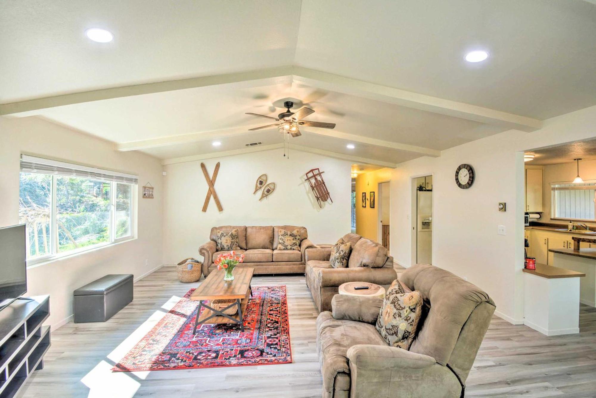 Sherwood Forest Cabin With Deck And Fire Pit! Twain Harte Esterno foto